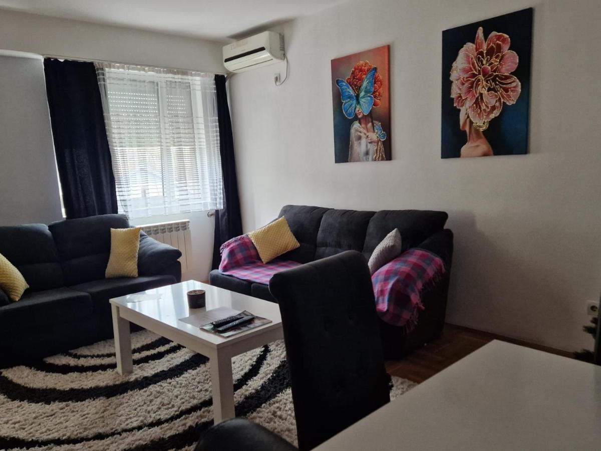 Ferienwohnung Centar S Ni Exterior foto